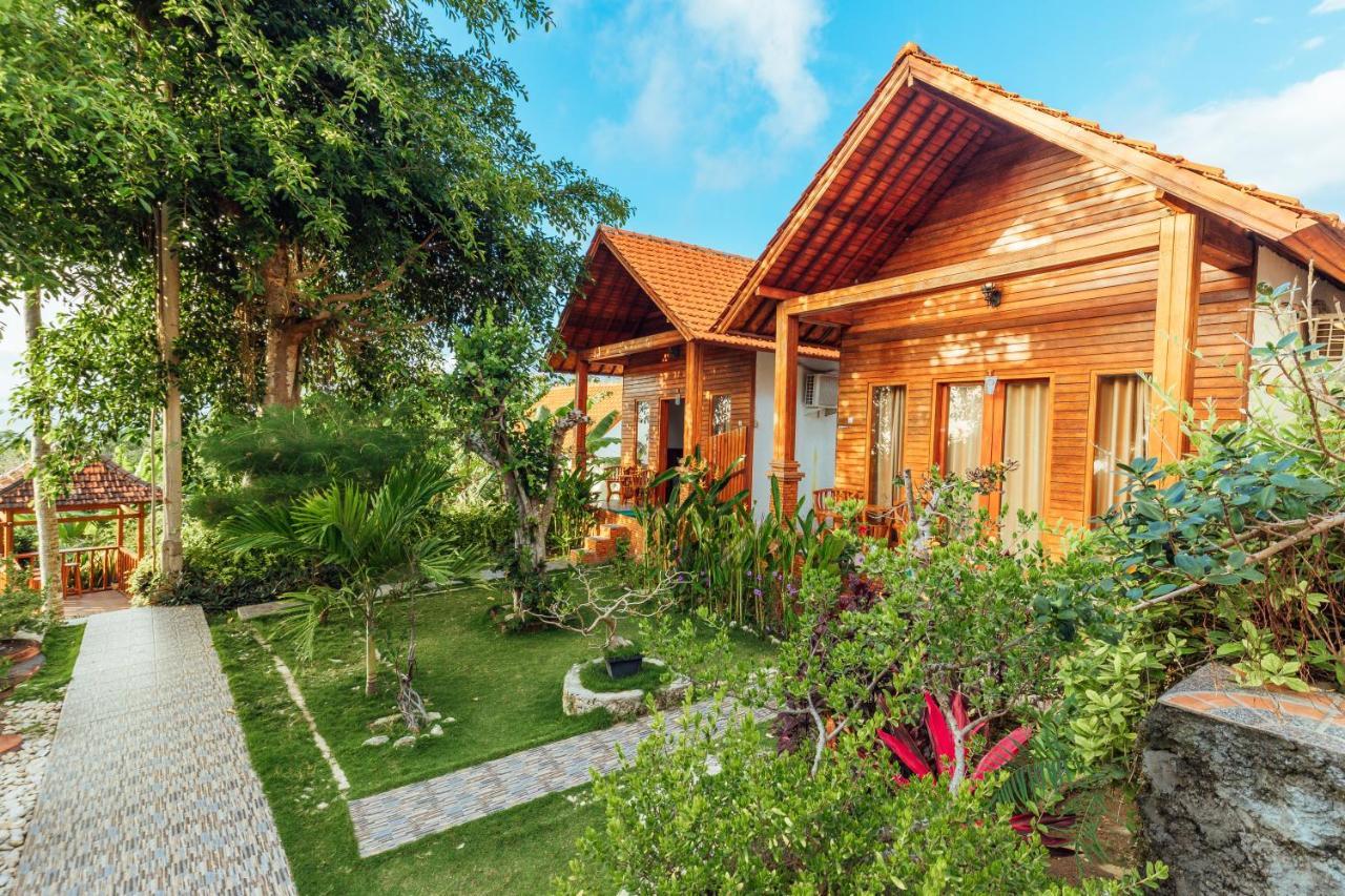 Green Valley Bungalow Batununggul Екстер'єр фото